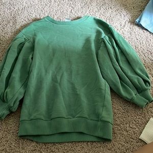 Super cute Green pullover sweater